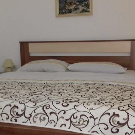 קרק Apartmani Pajalic מראה חיצוני תמונה